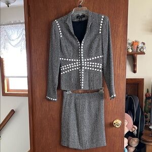 Moda International Black and White Women's Suit